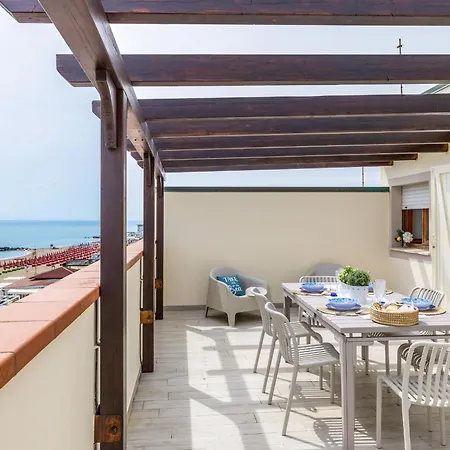 Italian Experience-la Terrazza Sul Conero بورتو ريكاناتي